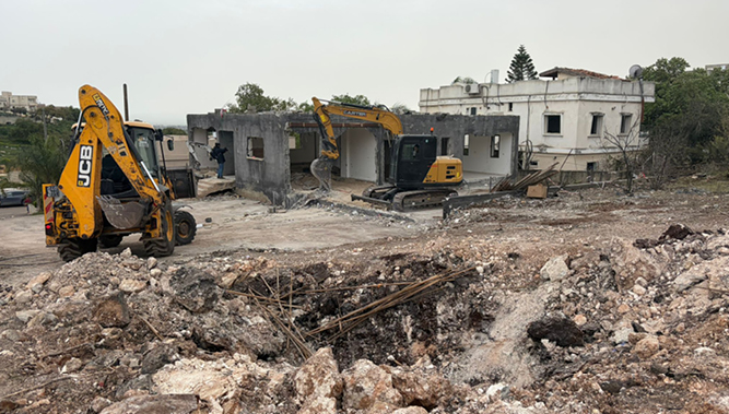 הנפילה בזרזיר. צילום: סעיד דיאבאת.